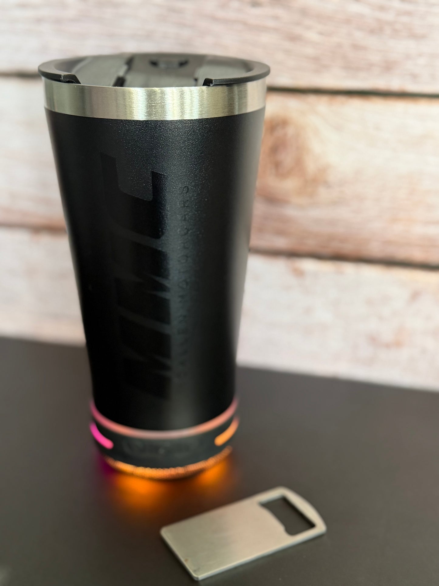 MMC 16 oz Speaker Tumbler